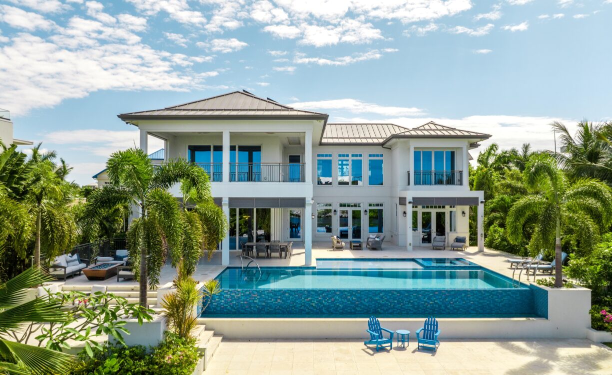 CRYSTAL DRIVE 221 CRYSTAL HARBOUR WATERFRONT HOME