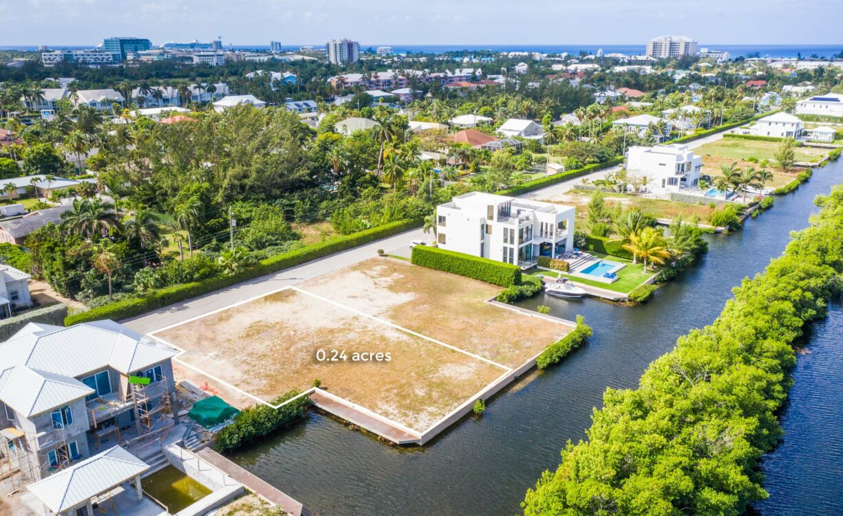 CLIPPER BAY 0.24 ACRES WITH 50 FT BOAT DOCK
