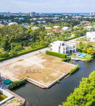 CLIPPER BAY 0.24 ACRES WITH 50 FT BOAT DOCK