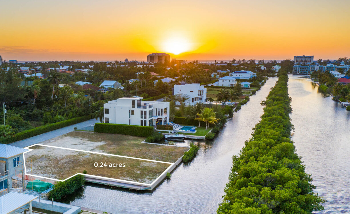 CLIPPER BAY 0.24 ACRES WITH 50 FT BOAT DOCK