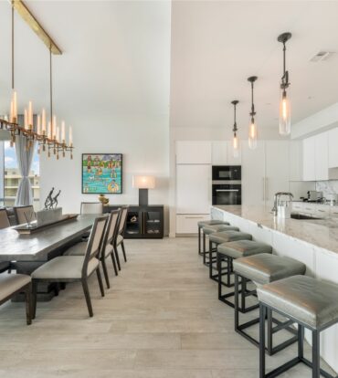 SEAFIRE RESIDENCE N1003  - SEVEN MILE BEACH PENTHOUSE
