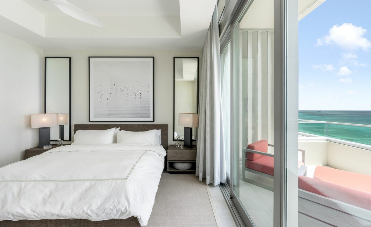 SEAFIRE RESIDENCE N1003  - SEVEN MILE BEACH PENTHOUSE