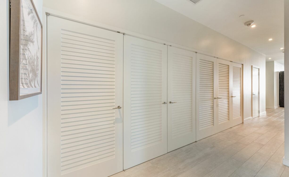 SEAFIRE RESIDENCE N1003  - SEVEN MILE BEACH PENTHOUSE