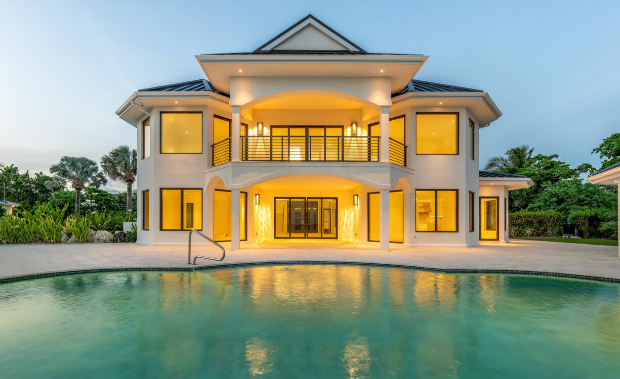 INFINITY RIDGE PROSPECT POINT BEACHFRONT HOME