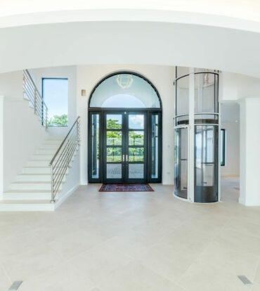 INFINITY RIDGE PROSPECT POINT BEACHFRONT HOME