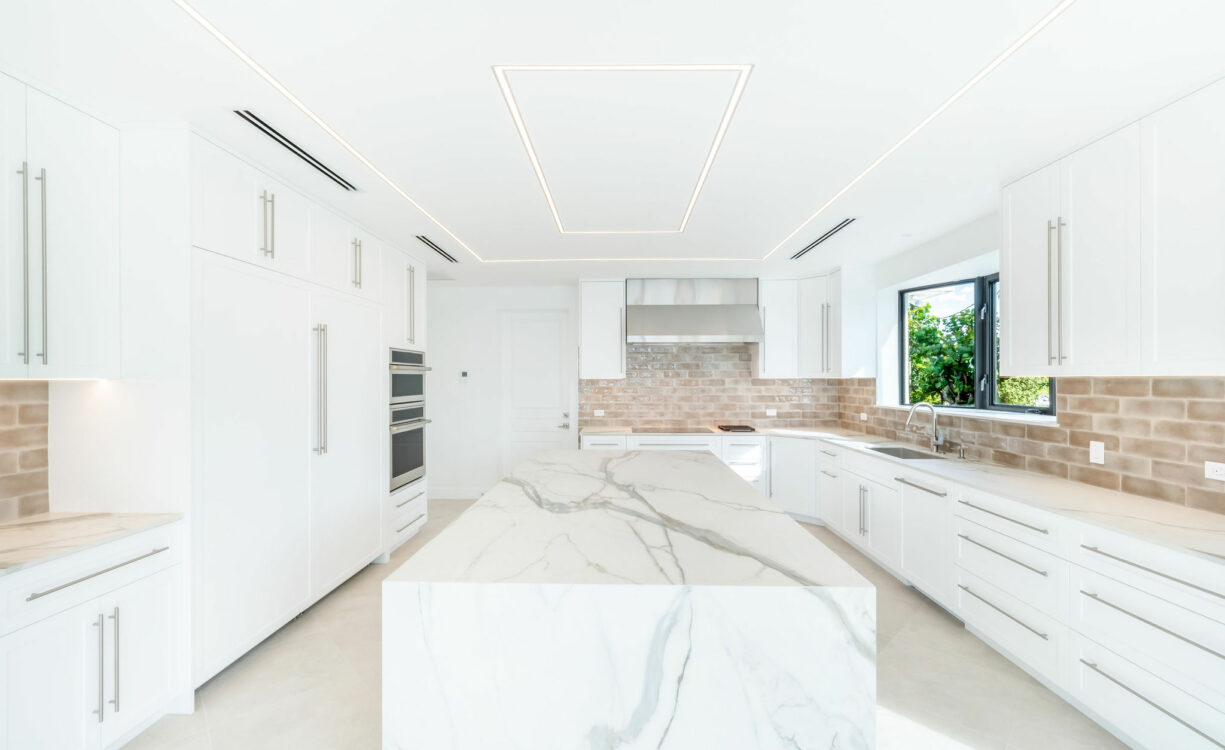 INFINITY RIDGE PROSPECT POINT BEACHFRONT HOME