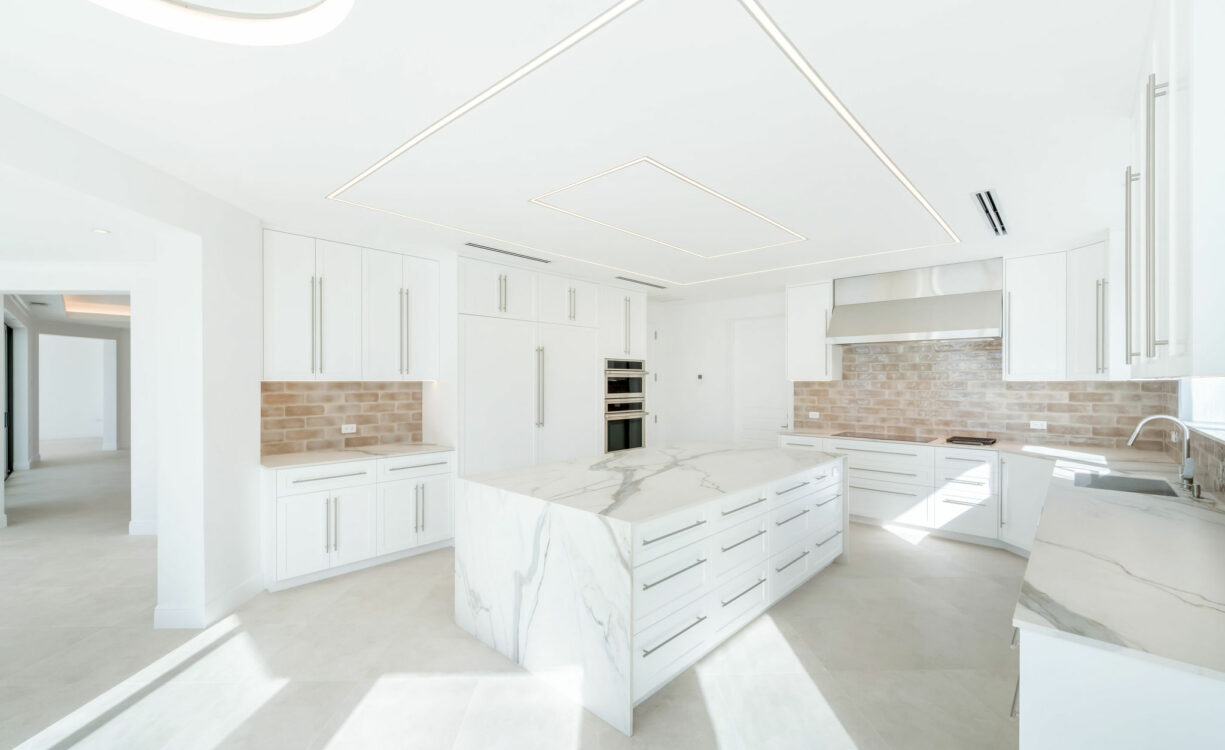 INFINITY RIDGE PROSPECT POINT BEACHFRONT HOME