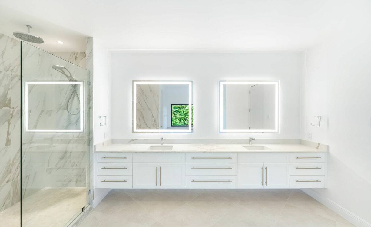 INFINITY RIDGE PROSPECT POINT BEACHFRONT HOME