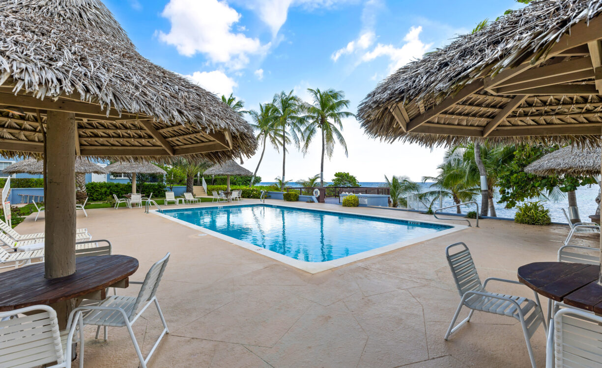MOON BAY 16, WATERFRONT CONDO
