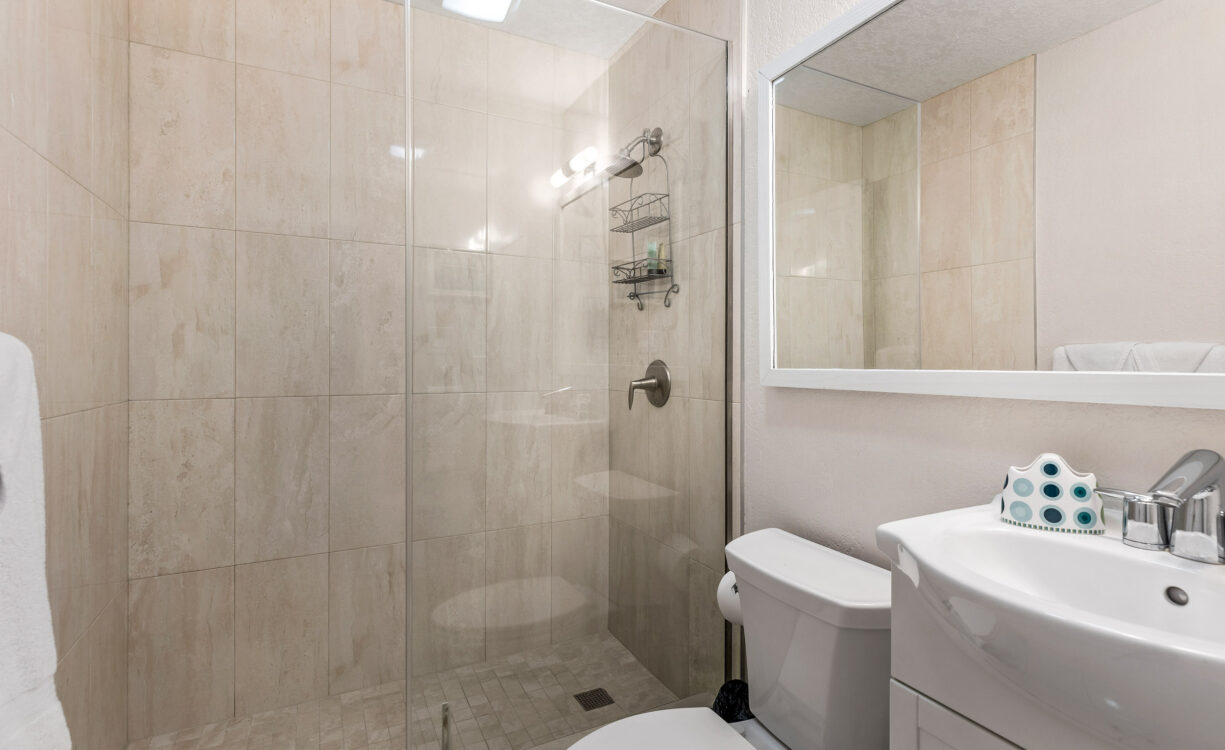 MOON BAY 16, WATERFRONT CONDO