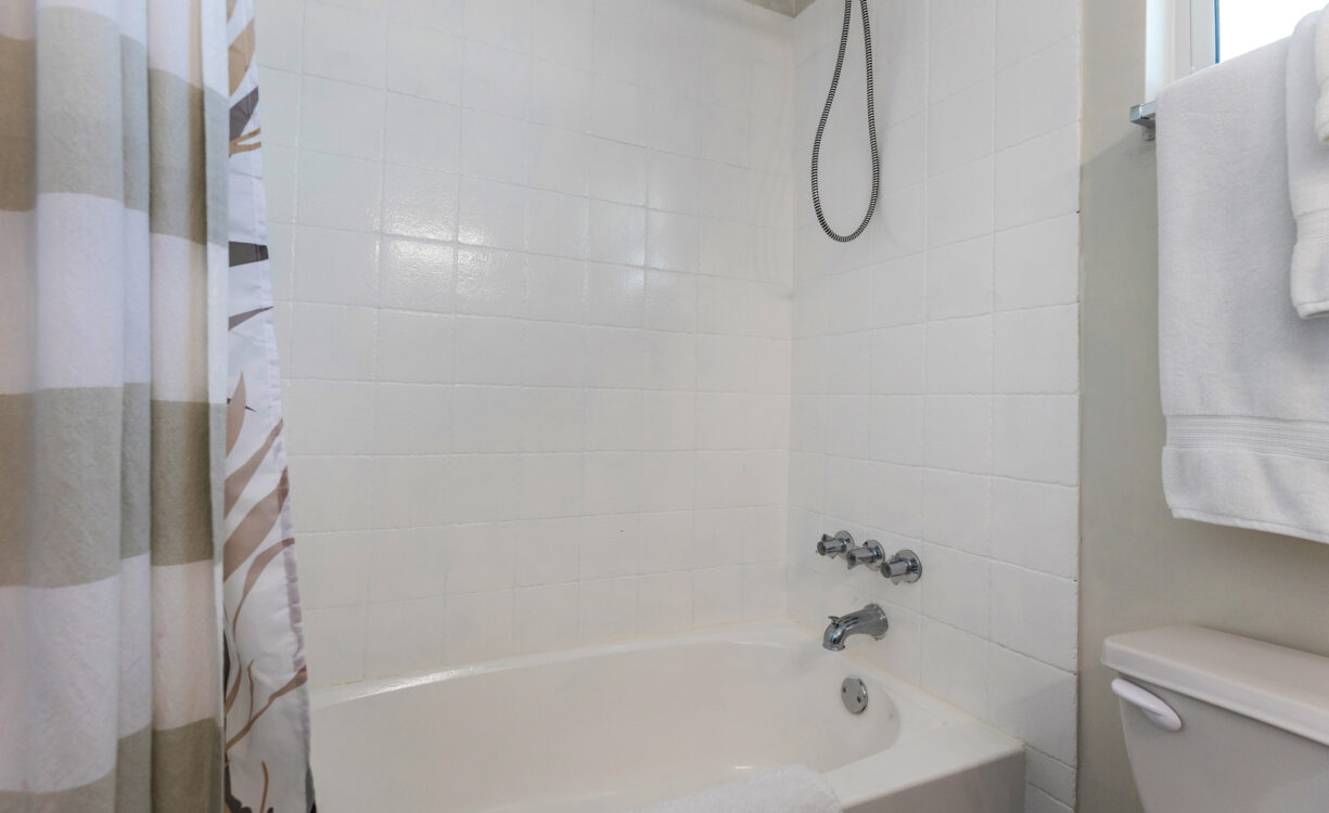 MOON BAY 16, WATERFRONT CONDO