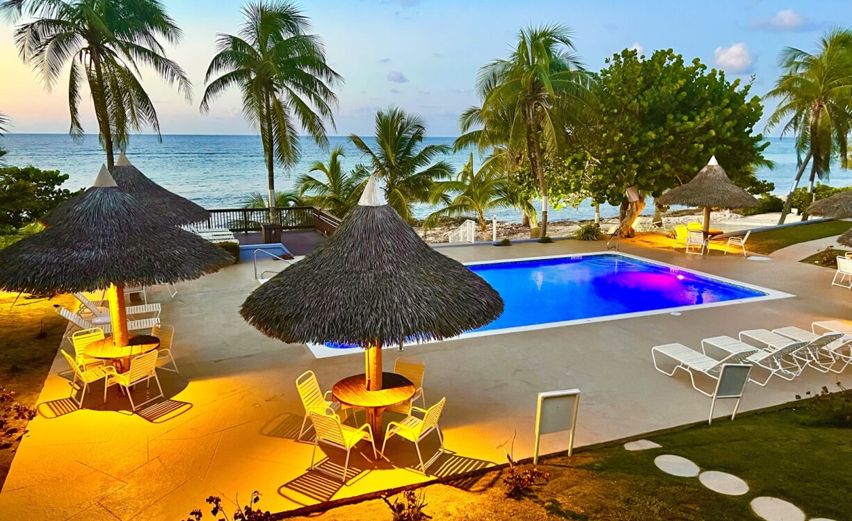 MOON BAY 16, WATERFRONT CONDO