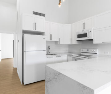 GATEWAY WEST 16, GEORGE TOWN CONDO