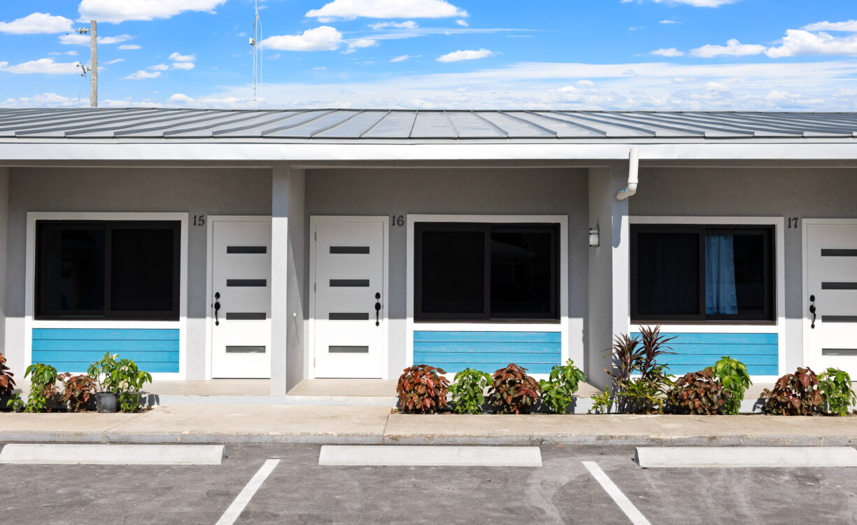GATEWAY WEST 16, GEORGE TOWN CONDO