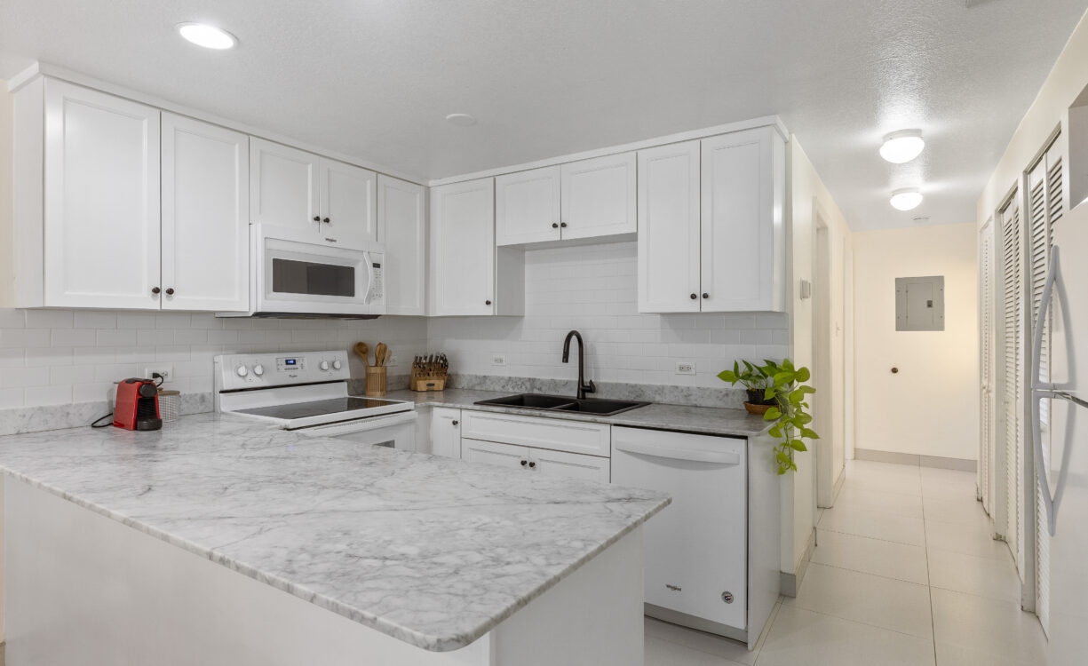 XRYSTAL VILLAGE TOWNHOUSE 17
