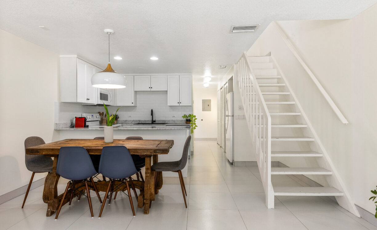 XRYSTAL VILLAGE TOWNHOUSE 17