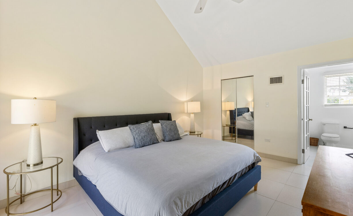 XRYSTAL VILLAGE TOWNHOUSE 17