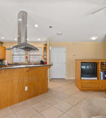 RACKLEY 142, NORTH SOUND ESTATES HOME