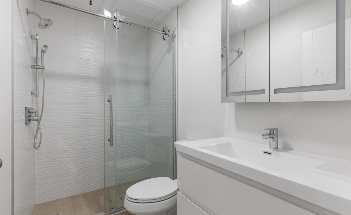 GATEWAY WEST 12, GEORGE TOWN CONDO
