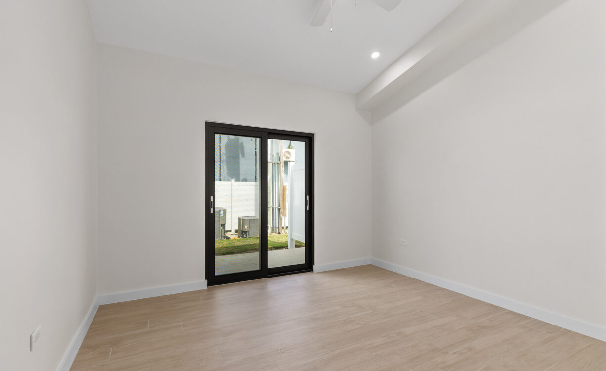 GATEWAY WEST 12, GEORGE TOWN CONDO