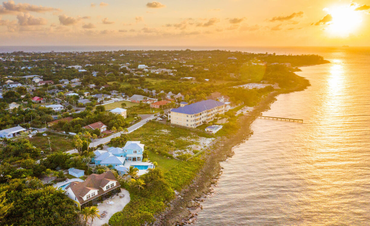 WAVES 15, OCEANFRONT TOWNHOME