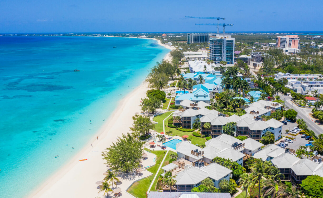 PLANTANA 46, SEVEN MILE BEACH CONDO