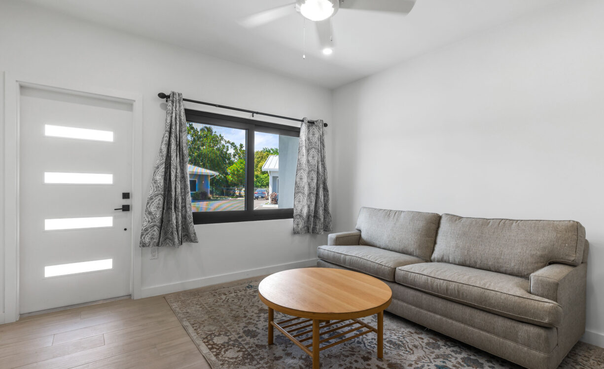 GATEWAY WEST 3, GEORGE TOWN CONDO