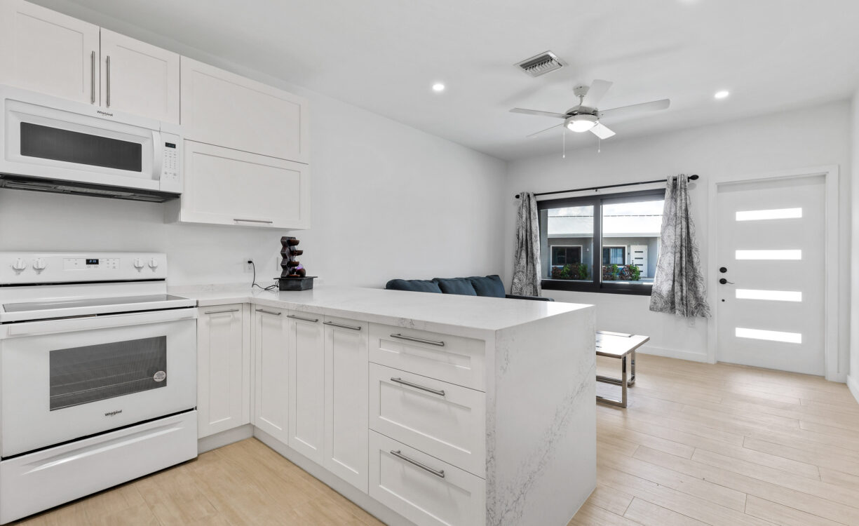 GATEWAY WEST CONDO UNIT 2 - FURNITURE PACKAGE INCLUDED