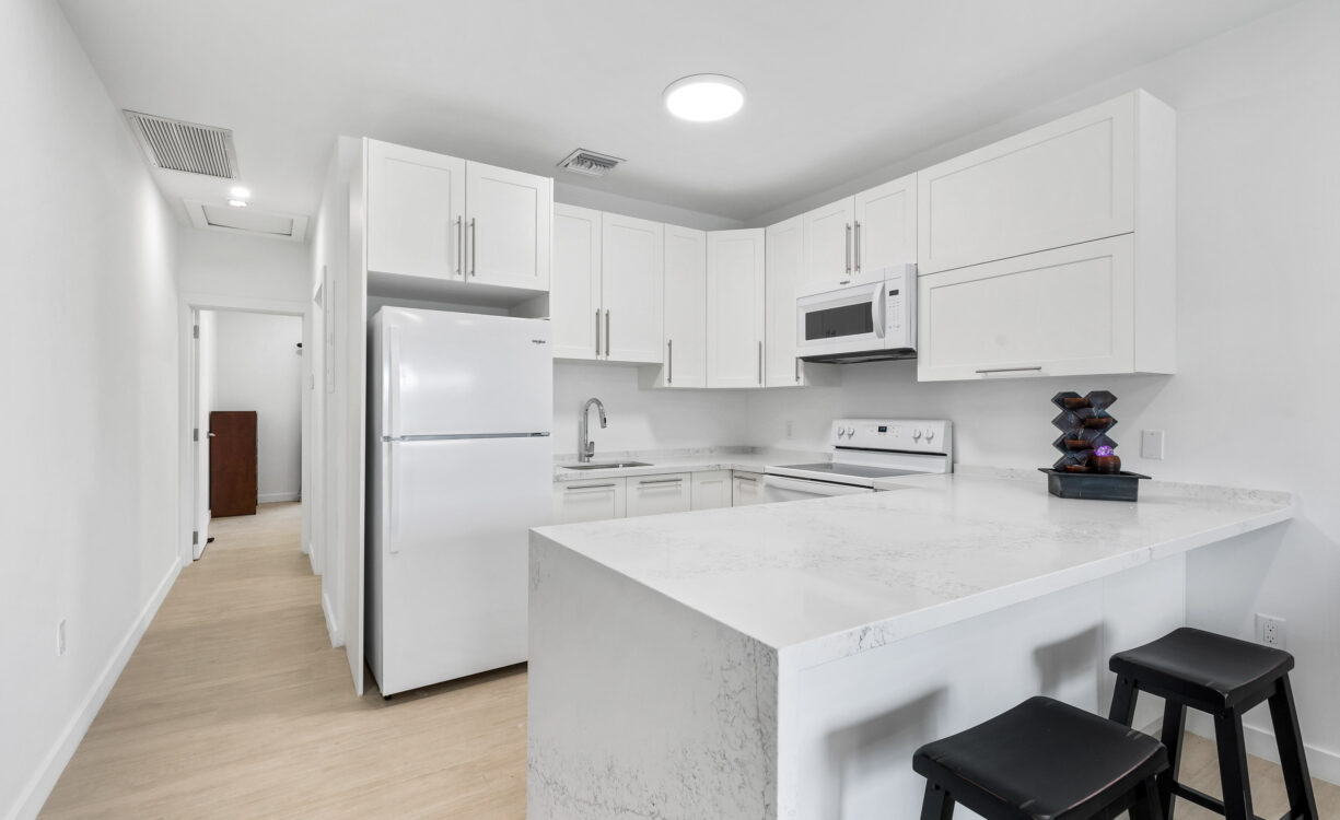 GATEWAY WEST CONDO UNIT 2 - FURNITURE PACKAGE INCLUDED