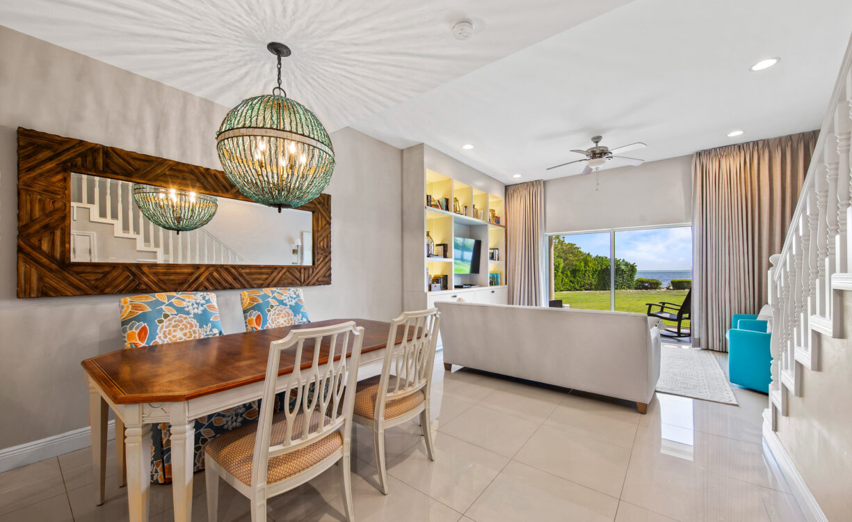 SNUG HARBOUR VILLAS 2, WATERFRONT TOWNHOME