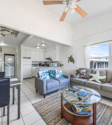 MOON BAY, BEACHFRONT 2 BED