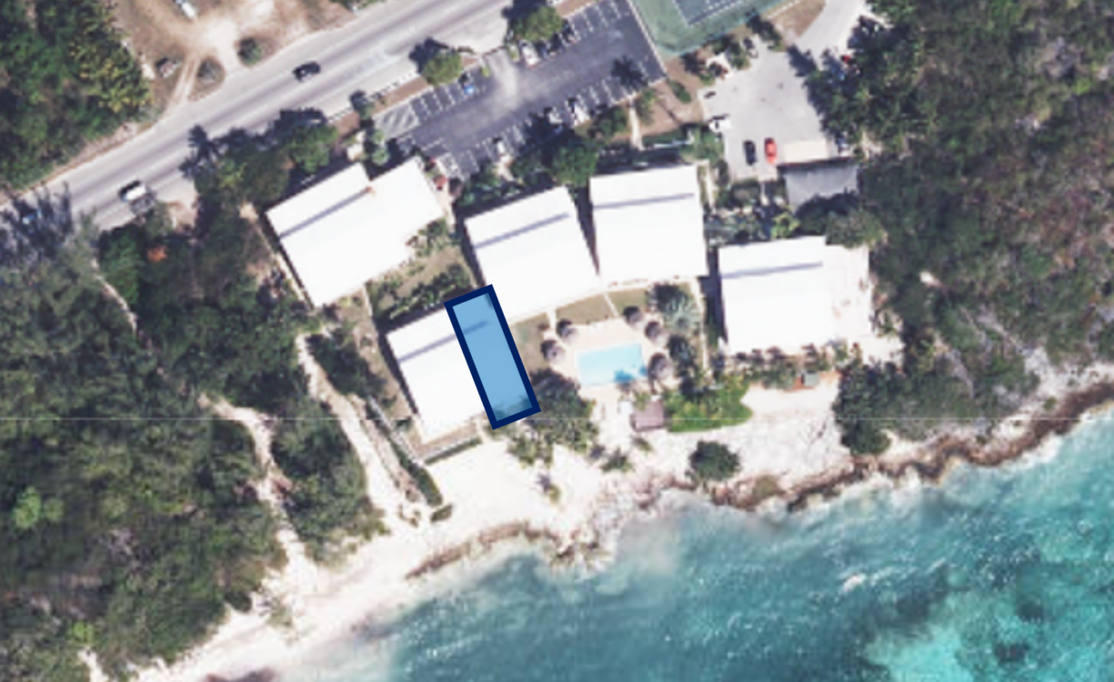 MOON BAY, BEACHFRONT 2 BED