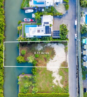 CLIPPER BAY 0.37 ACRES, CANAL FRONT