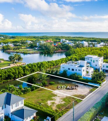 CLIPPER BAY 0.37 ACRES, CANAL FRONT
