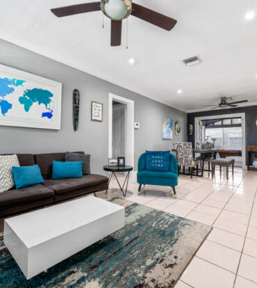 CHARMING COTTAGE, PROSPECT DRIVE
