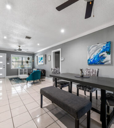 CHARMING COTTAGE, PROSPECT DRIVE