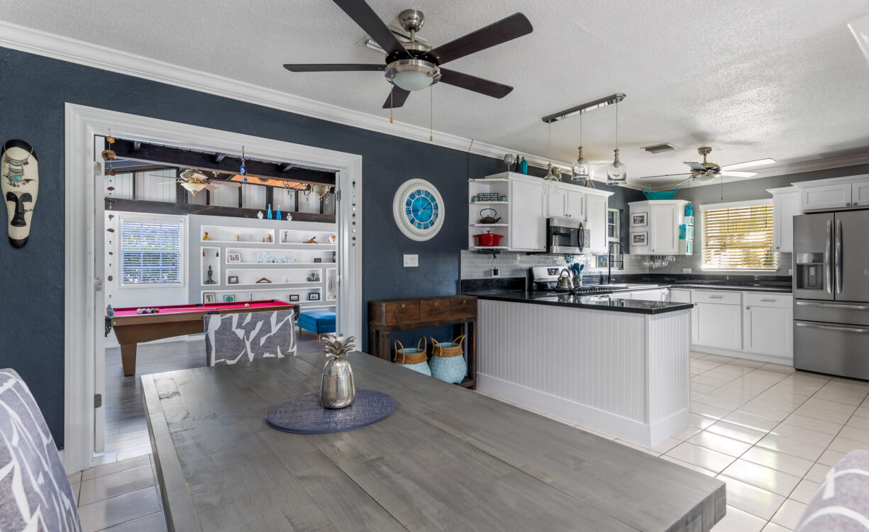 CHARMING COTTAGE, PROSPECT DRIVE