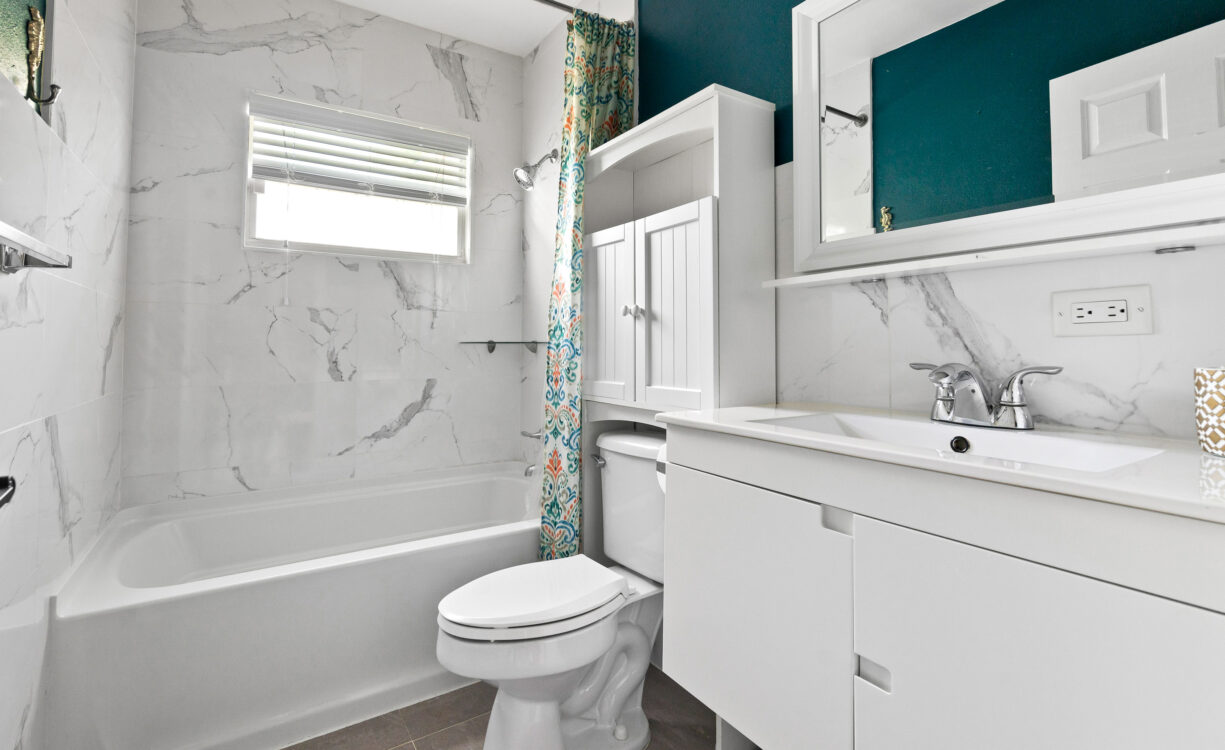 CHARMING COTTAGE, PROSPECT DRIVE