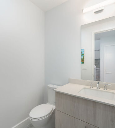 CYPRESS POINTE NORTH 303, CRYSTAL HARBOUR VILLA