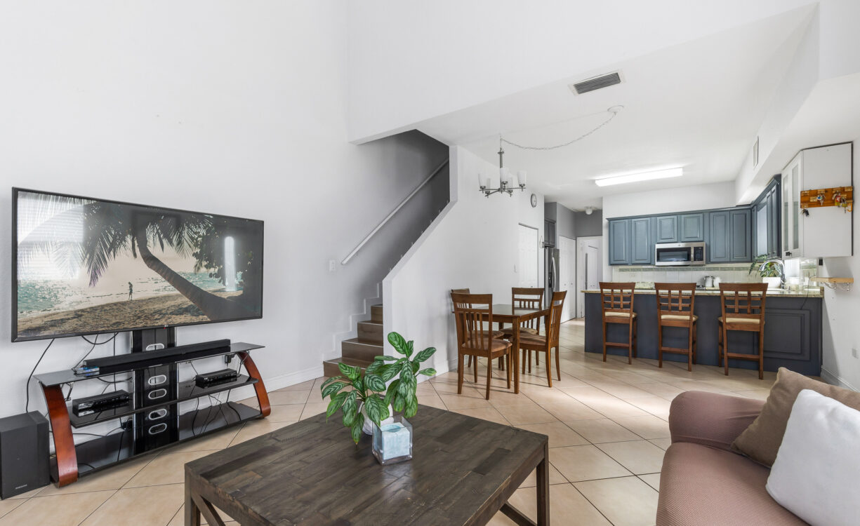 THE PALMS 5, PATRICK'S ISLAND TOWNHOME