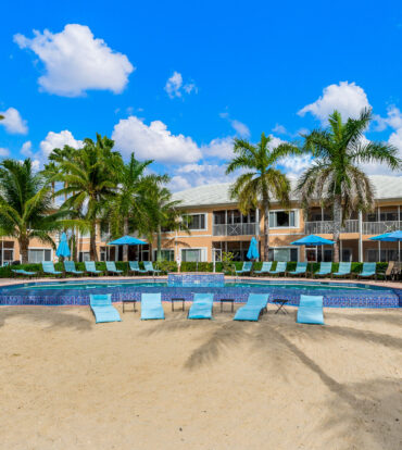 KAIBO 20, BEACH FRONT CONDO