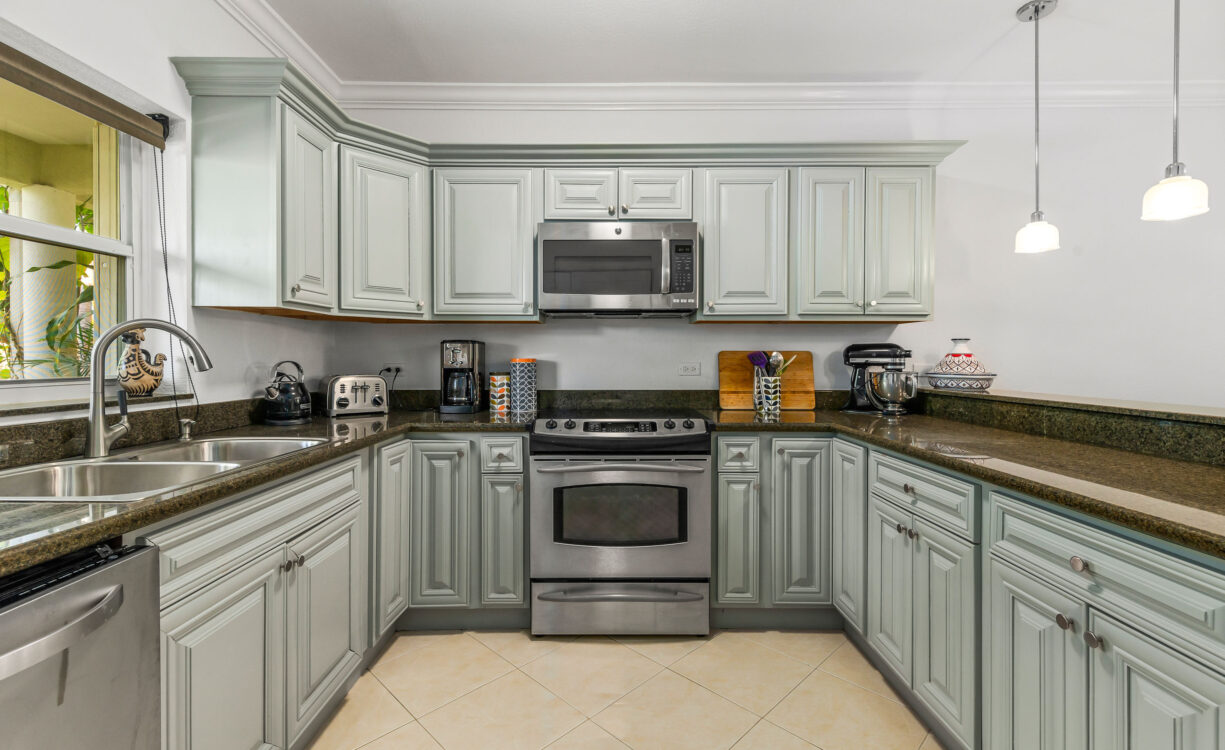 STONE HAVEN 14, GEORGE TOWN CONDO