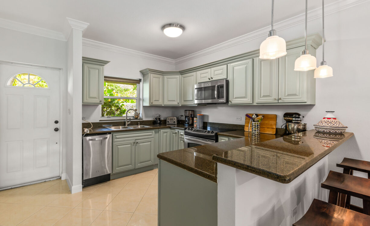 STONE HAVEN 14, GEORGE TOWN CONDO