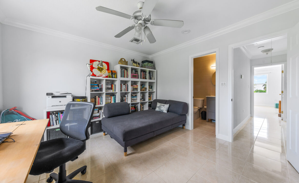 STONE HAVEN 14, GEORGE TOWN CONDO