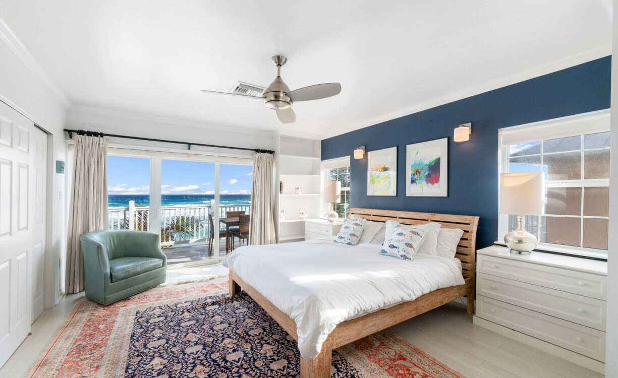 MAHOGANY POINT VILLAS 3, OCEAN FRONT TOWNHOME