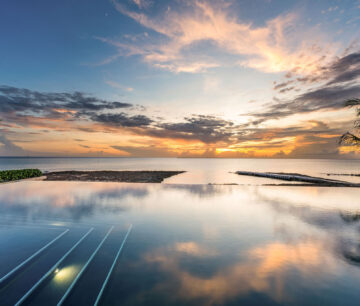 AQUA - BEACHFRONT RESIDENCE #5, SEVEN MILE BEACH