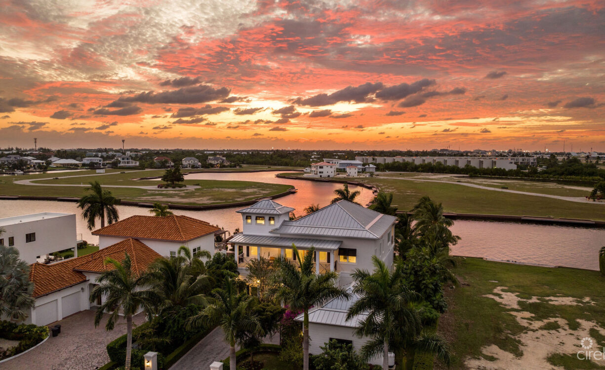 GRAND HARBOUR WATERFRONT ESTATE