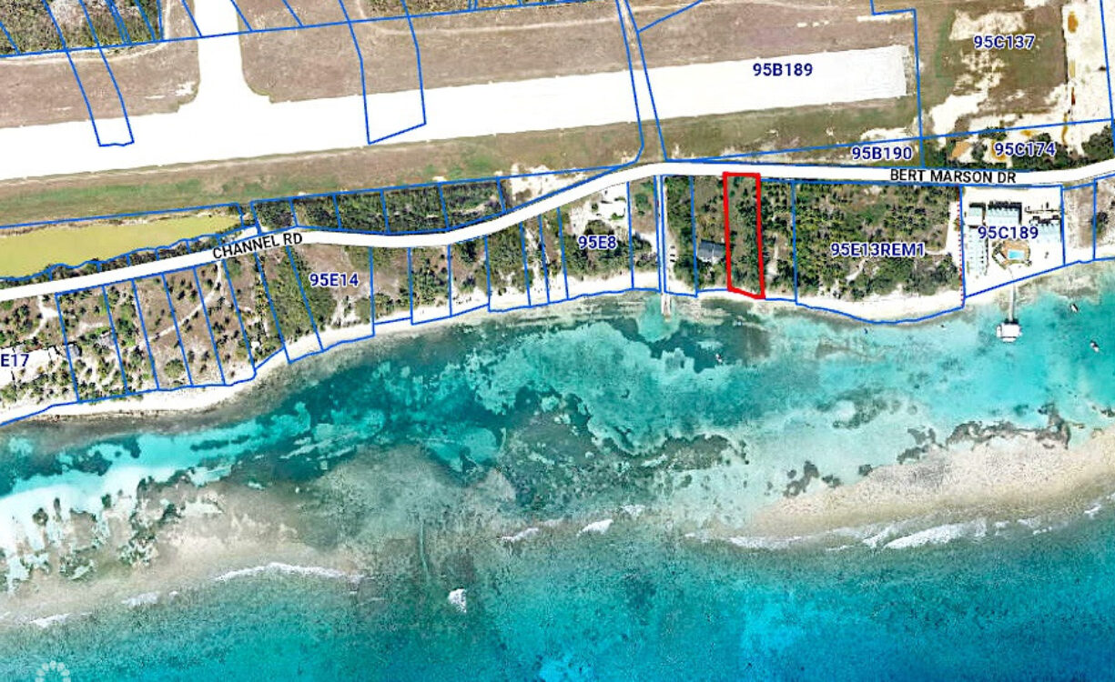 BEACHFRONT LAND - CAYMAN BRAC SOUTH SIDE 0.79 ACRES