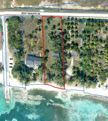 BEACHFRONT LAND - CAYMAN BRAC SOUTH SIDE 0.79 ACRES