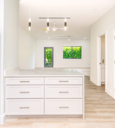 LAVANIA COURT - GATED - LARGE 2 BED 2.5 BATH TOWNHOMES